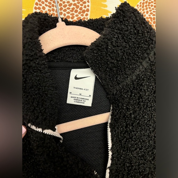 Nike Training Cozy Therma-Fit Half Zip Top In Black - Picture 6 of 8